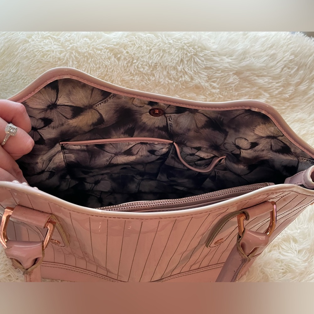 🌸 Ted Baker Tote - Picture 8 of 14